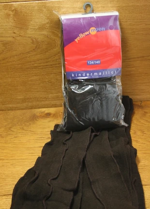 Maillot Yellow Moon 134-140 bruin ruches, merk: Yellow, staat: Nieuw met prijskaartje, maat: 9 jaar / 134 cm, € 3,00, € 3,85 inclusief Kopersbescherming Pro