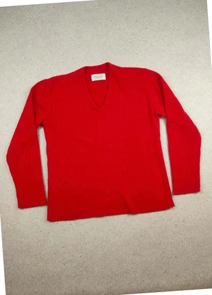 Pull Benetton col V côtelé | 100% laine vierge rouge | Made in Italy | S Femme, brand: United Colors of Benetton, condition: Very good, size: S / 36 / 8, €19.00, €20.65 includes Buyer Protection Pro