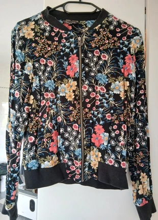 Veste fleurie Taille 34, marque: SORA by jbc, état: Bon état, taille: XS / 34 / 6, 7,00 €, 8,05 € Protection acheteurs incluse