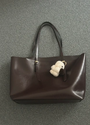 Shouder tas zonder sleutel hanger, merk: Primark, staat: Heel goed, € 15,00, € 16,45 inclusief Kopersbescherming