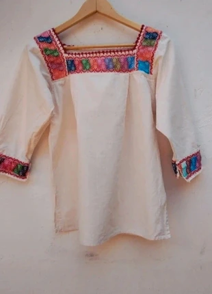 Camisa mexicana huipil vintage 🪡 Mexican vintage huipil shirt, marca: Mexicana, estado: Muy bueno, tamaño: M / 38 / 10, 23,95 €, 25,85 € Protección al comprador incluida