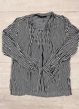 Chemisier Zara blanc et noir – Taille S, marque: Zara, état: Très bon état, taille: S / 36 / 8, 4,00 €, 4,90 € Protection acheteurs incluse