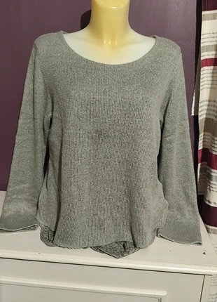 Pull gris fin femme avec tee shirt intégré T42, marke: Pull gris fin femme avec tee shirt intégré T42, zustand: Gut, größe: XL / 42 / 14, 5,00 €, 5,95 € inklusive Vinted-Käuferschutz