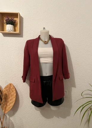Veste tailleur femme bordeaux rouge Taille 38 kiabi, merk: LeBoudoirdelaSecondeMain, staat: Goed, maat: M / 38 / 10, € 10,00, € 11,20 inclusief Kopersbescherming