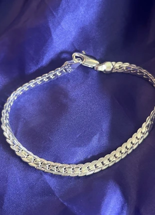 Beautiful sterling silver Cuban bracelet with smooth spherical lines BNWT and gift box, condition: New with tags, £7.99, £9.09 includes Buyer Protection