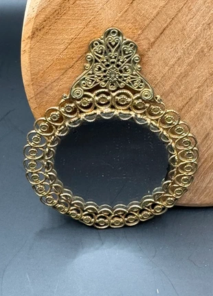 Petit miroir vintage - Dentelle dorée 2, brand: Inconnu, condition: Satisfactory, €9.00, €10.15 includes Buyer Protection