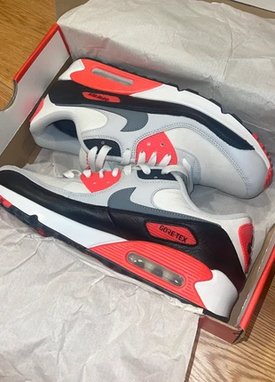 Nike air, brand: Nike, condition: New with tags, size: 9, £35.00, £37.45 includes Buyer Protection