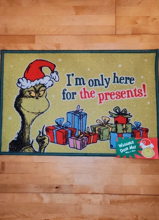 “I'm only here for the presents” Washable The Grinch Christmas Door Mat 💚, brand: The Grinch, condition: New, €8.00, €9.10 includes Buyer Protection