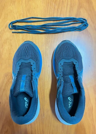 Ténis ASICS Pretos/Azuis Tamanho 40 – Muito Bom Estado, Originais, marque: Asics, état: Très bon état, taille: 40, 34,99 €, 37,44 € Protection acheteurs incluse