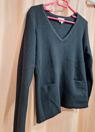 Pull col V Maison 123 noir xl viscose, marke: Maison 123, zustand: Sehr gut, größe: XL / 42 / 14, 18,00 €, 19,60 € inklusive Vinted-Käuferschutz