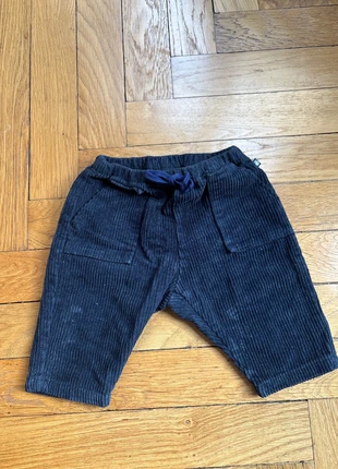 Pantalon velours bébé garçon 6 mois Petit Bateau, marque: Petit Bateau, état: Bon état, taille: 6-9 mois / 68 cm, 1,50 €, 2,28 € Protection acheteurs incluse