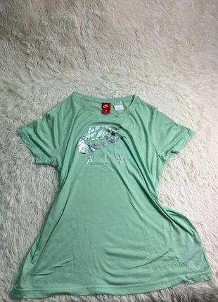 T shirt Nike vintage y2k xl 568, brand: Nike, condizioni: Ottime, taglia: XL / IT 46 / EU 42, €8.00, €9.10 include la Protezione acquisti