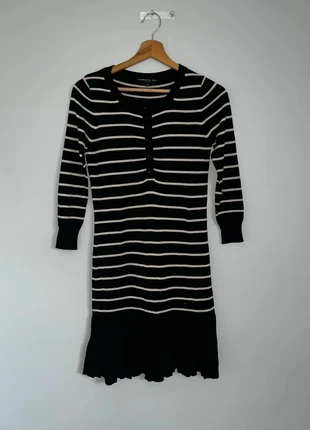 Robe rayée noire et blanche, taille S, marke: Barbara Bui, zustand: Sehr gut, größe: S / 36 / 8, 16,00 €, 17,50 € inklusive Vinted-Käuferschutz