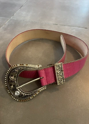 Ceinture large 2000s rose fushia vintage y2k, brand: y2k, condizioni: Ottime, taglia: 95 cm, €8.00, €9.10 include la Protezione acquisti