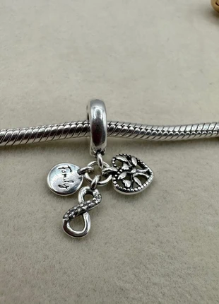 Family Infinity Triple Dangle Charm, brand: Charm, condition: Very good, £6.00, £7.00 includes Buyer Protection