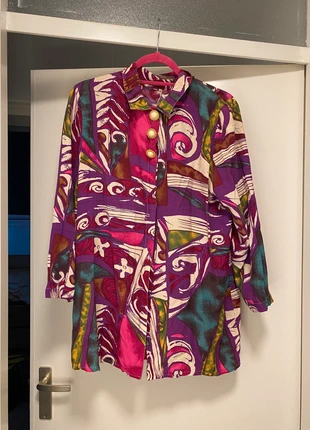 Vintage blouse colors print M, merk: Top Vintage, staat: Heel goed, maat: M / 38 / 10, € 35,00, € 37,45 inclusief Kopersbescherming