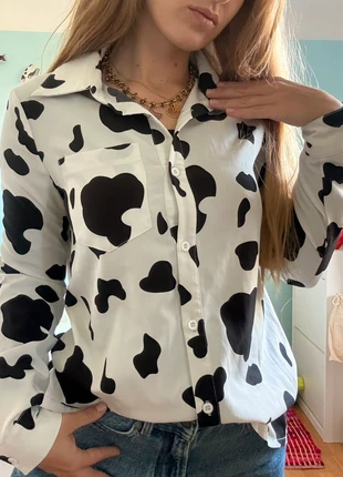 Chemise imprimé vache, marque: PrettyLittleThing, état: Bon état, taille: XS / 34 / 6, 5,00 €, 5,95 € Protection acheteurs incluse