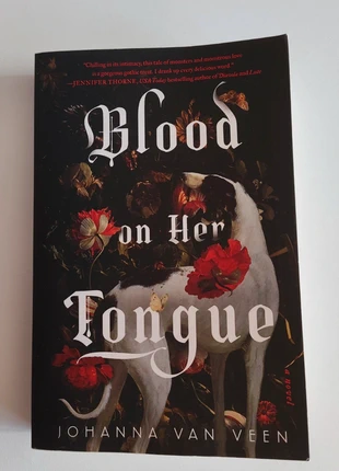 Boek Blood on her Tongue - Johanna van Veen, état: Très bon état, 4,50 €, 5,43 € Protection acheteurs incluse