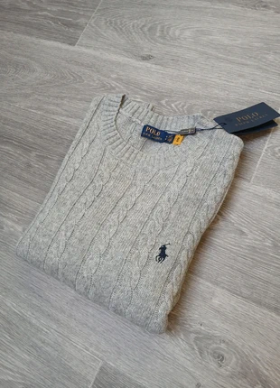 Pull Torsadé Ralph Lauren Gris Taille M Logo Bleu, merk: Ralph Lauren, staat: Nieuw zonder prijskaartje, maat: M, € 49,99, € 53,19 inclusief Kopersbescherming