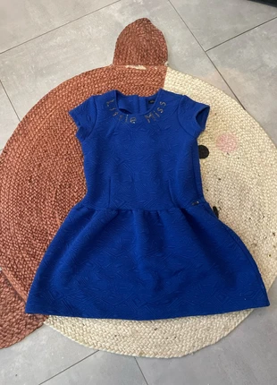 Robe ikks, merk: IKKS, staat: Heel goed, maat: 8 jaar / 128 cm, € 5,00, € 5,95 inclusief Kopersbescherming