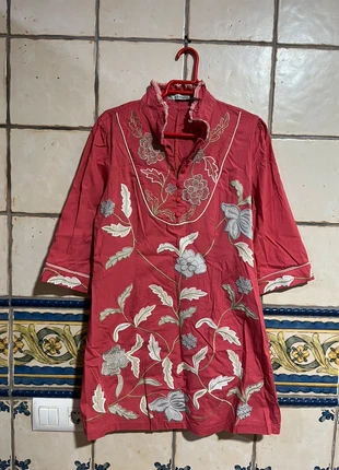 Boho Tunic Red Ruby Floral Flow Premium Edition, marque: Vintage Dressing, état: Neuf sans étiquette, taille: M / 38 / 10, 9,95 €, 11,15 € Protection acheteurs incluse