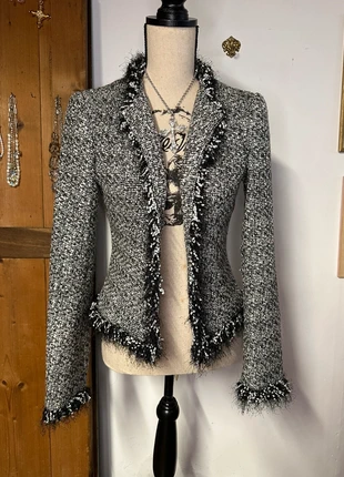 Magnifique veste blazer gris chiné à froufrous vintage chic 38, marque: Vintage, état: Très bon état, taille: M / 38 / 10, 20,00 €, 21,70 € Protection acheteurs (Pro) incluse