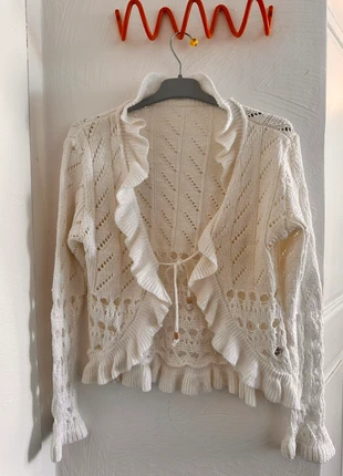Gilet crocheté blanc à volants style bohème romantique, marque: Vintage Dressing, état: Très bon état, taille: S / 36 / 8, 13,00 €, 14,35 € Protection acheteurs incluse