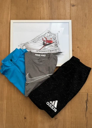 Lot sport short + polaire + tee-shirt manches longues technique, marca: Nike, estado: Muy bueno, tamaño: 12 años / 152 cm, 10,00 €, 11,20 € Protección al comprador incluida