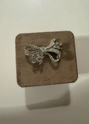 Broche en argent massif et pierres, marke: Vintage Chic, zustand: Sehr gut, 28,00 €, 30,10 € inklusive Vinted-Käuferschutz