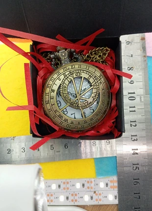 Montre à gousset avec la boîte, marca: Broche.fr, estado: Muito bom, tamanho: 47 mm ou mais, €5.00, €5.95 inclui Proteção do Comprador Pro