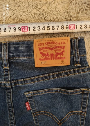 Levi's 511 tm slim - 12 ans, marque: Levi Strauss & Co., état: Neuf sans étiquette, taille: 12 ans / 152 cm, 10,00 €, 11,20 € Protection acheteurs incluse