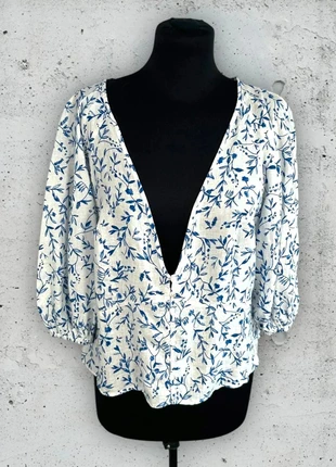 Blouse en Lin H&M blanche à fleurs bleues taille L / 40 / 12, marke: H&M, zustand: Neu, mit Etikett, größe: L / 40 / 12, 5,00 €, 5,95 € beinhaltet Vinted-Käuferschutz Pro