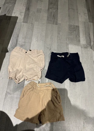 Lot de 3 short, marca: Kiabi, estado: Muy bueno, tamaño: 12-18 meses / 80 cm, 2,50 €, 3,33 € Protección al comprador incluida