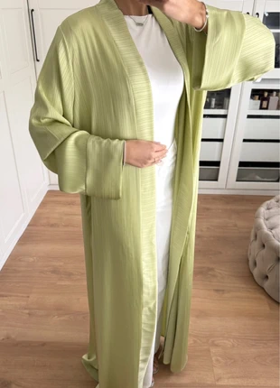 Kimono scintillant vert à rayure taille S/M, marque: indépendant, état: Très bon état, taille: S / 36 / 8, 34,95 €, 37,40 € Protection acheteurs (Pro) incluse