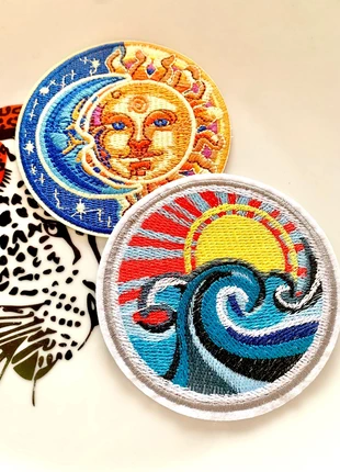 Lot de 2 patchs écussons thermocollants lune soleil et vagues pour customiser vêtements, état: Très bon état, 3,69 €, 4,57 € Protection acheteurs (Pro) incluse