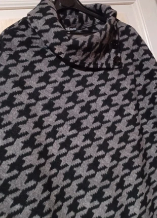 Cape polaire taille S/M de marque MustHave, marque: MustHave, état: Très bon état, taille: M / 38 / 10, 10,00 €, 11,20 € Protection acheteurs incluse