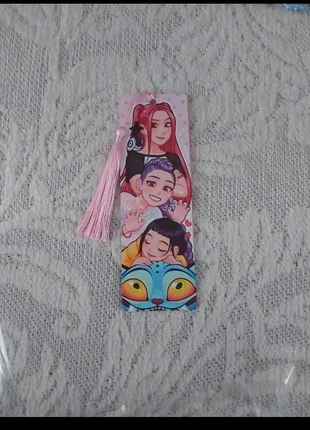 Marque page huntrix, brand: Kpop, condition: New without tags, size: 8 years / 128 cm, €4.30, €5.22 includes Buyer Protection