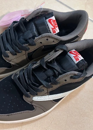 Jordan 1 Low Travis Scott "Reverse Mocha" | Talla 42 EUR, marca: Nike, estado: Muito bom, tamanho: 42, €78.00, €82.60 inclui Proteção do Comprador