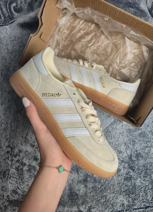 Adidas Handball Spezial Magic Beige EU 40 – Beige Crema / Off White / Blanc Cassé / Beige Hell, marque: adidas, état: Neuf avec étiquette, taille: 40, 56,00 €, 59,50 € Protection acheteurs incluse