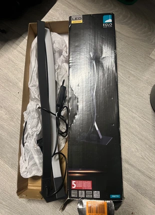 Lampe de bureau, marca: BUT, estado: Novo com etiquetas, €15.00, €16.45 inclui Proteção do Comprador