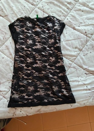 Vestito bambina, marque: United Colors of Benetton, état: Très bon état, taille: 9 ans / 134 cm, 8,00 €, 9,10 € Protection acheteurs incluse