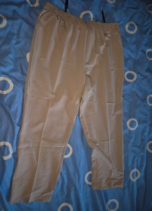 Pantalon mt 54, état: Neuf sans étiquette, taille: 7XL / 54 / 26, 4,00 €, 4,90 € Protection acheteurs incluse