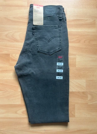 Pantalón vaquero Levis 721 High-Rise Skinny talla 28, marca: Levi's, estado: Nuevo con etiquetas, tamaño: M / 38 / 10, 60,00 €, 63,70 € Protección al comprador incluida