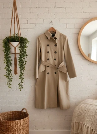 Zara beige trench coat · Size L · Classic cut · Boho & effortless style, marque: Zara, état: Très bon état, taille: L / 40 / 12, 55,00 €, 58,45 € Protection acheteurs incluse