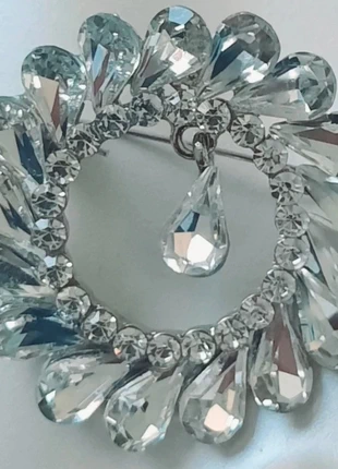 Broche argenter, marque: Strass, état: Très bon état, 13,00 €, 14,35 € Protection acheteurs incluse