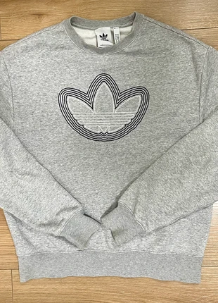 Sweat Adidas Gris, marque: adidas, état: Très bon état, taille: S, 28,00 €, 30,10 € Protection acheteurs incluse