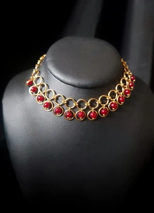 Collier ras-de-cou doré chainmail perles rouges, marque: Slaycycled, état: Neuf avec étiquette, 48,00 €, 51,10 € Protection acheteurs incluse