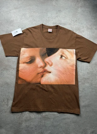 Supreme Tee Brown Venus AH21 FW21, brand: Supreme, condition: Good, size: M, €40.00, €42.70 includes Buyer Protection