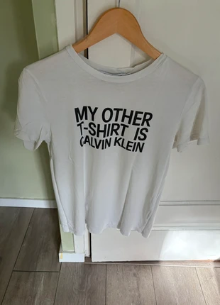 Calvin Klein Jeans shirt, marca: Calvin Klein, estado: Muito bom, tamanho: XS / 34 / 6, €7.00, €8.05 inclui Proteção do Comprador