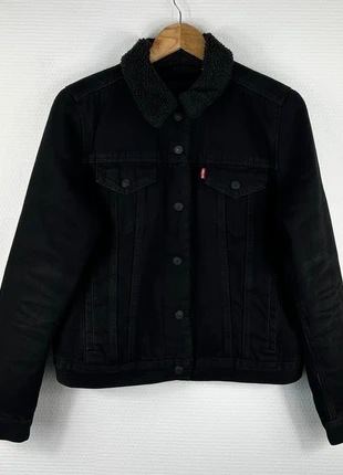Veste en Jean Levi’s Col Sherpa/Trucker Molletonné Noir - Premium !, marque: Levi's, état: Très bon état, taille: M / 38 / 10, 45,00 €, 47,95 € Protection acheteurs (Pro) incluse